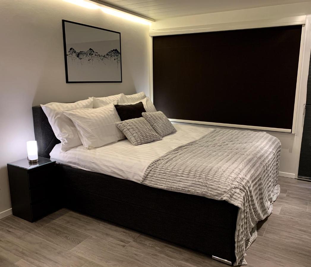 Moderne Wohnung An Toller Lage In Laax Luaran gambar
