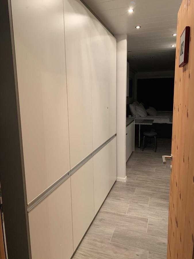 Moderne Wohnung An Toller Lage In Laax Luaran gambar